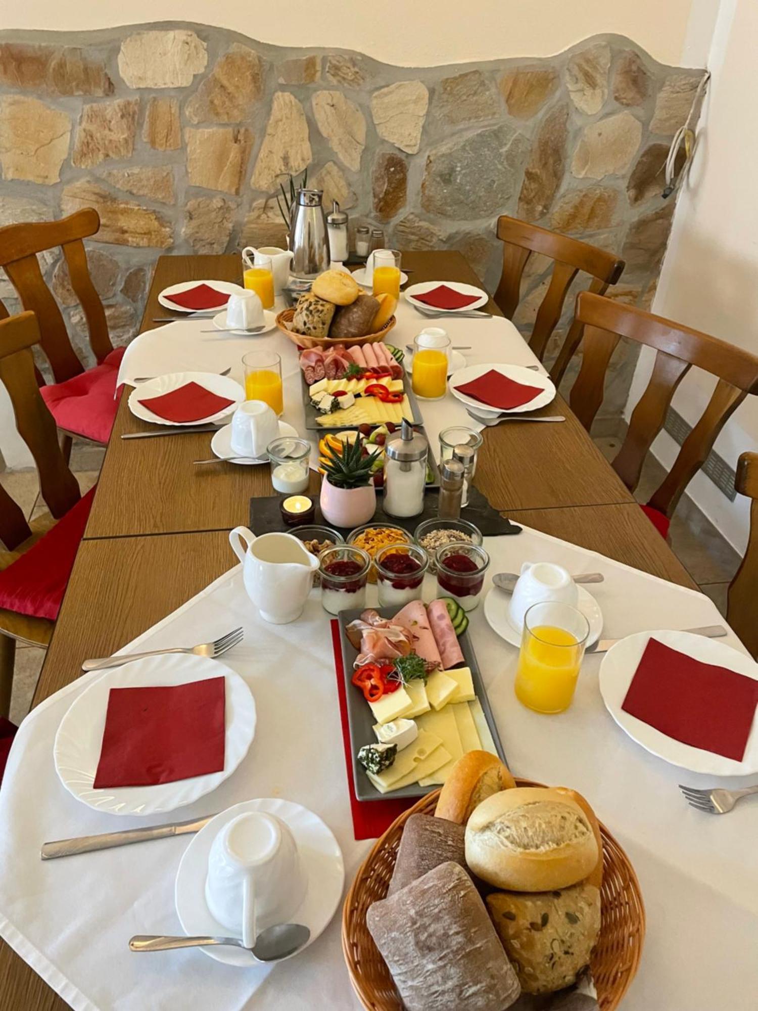 Hotel "Pension Marlis" Garni Reichenberg  Εξωτερικό φωτογραφία